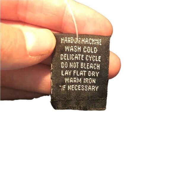 NWT! Evie silk blend black knitted top.‎ - Picture 6 of 11